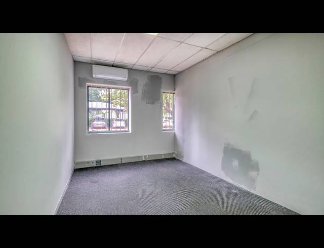 346M² BUSINESS CENTRE TO LET IN BRYANSTON